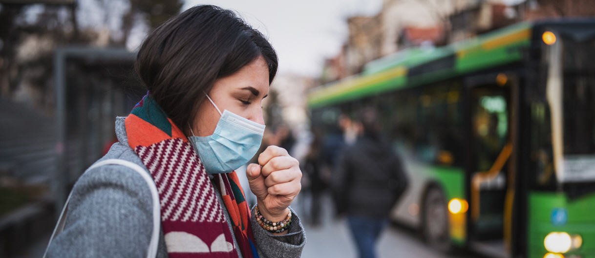 Quasi tutti in Europa respirano aria tossica: un allarme per la salute pubblica