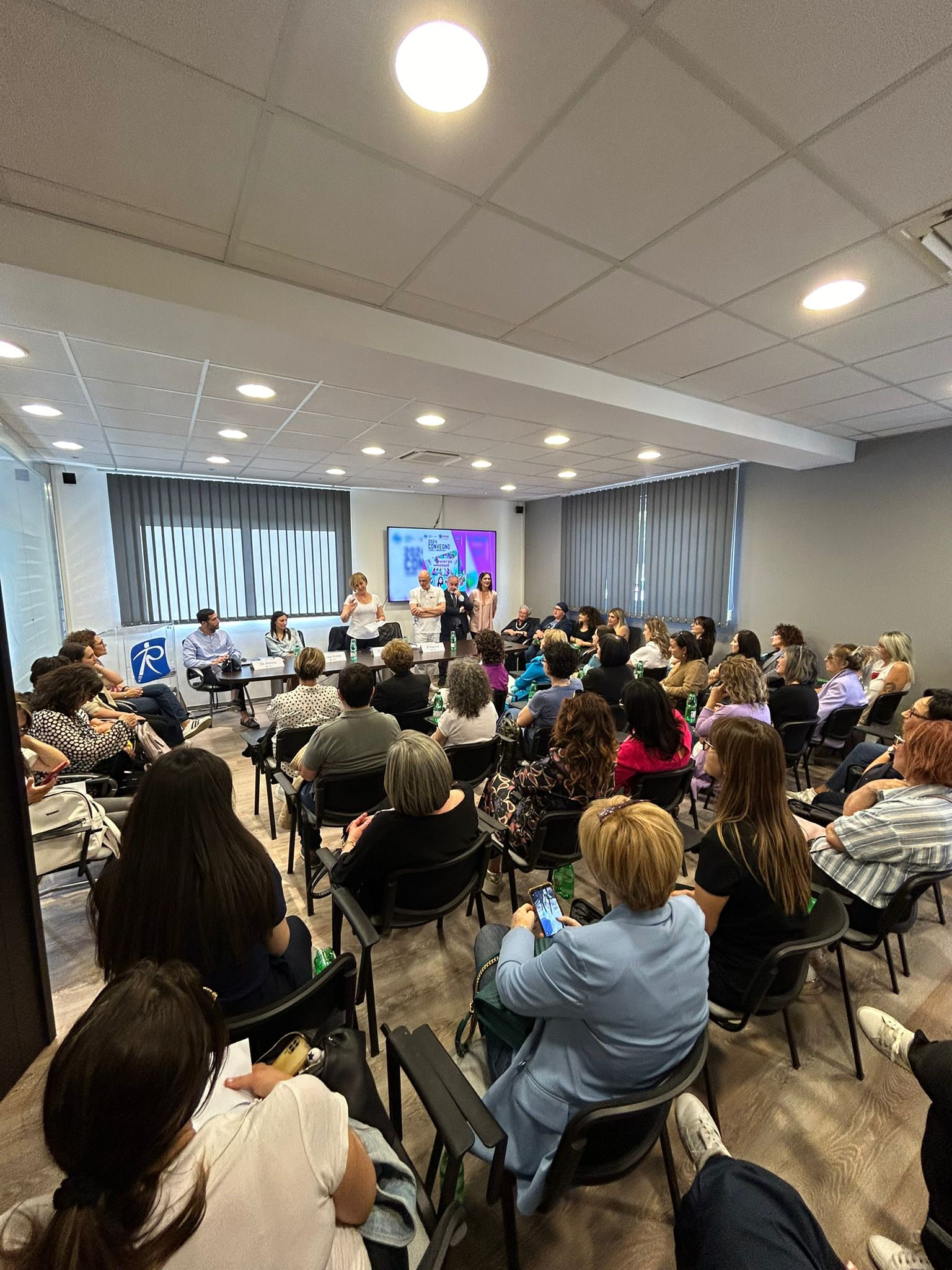Focus sulle donne e la menopausa alla sala convegni del poliambulatorio Roga
