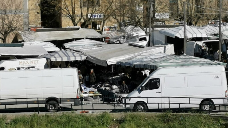 Piazza Armerina – Lavori nella piazzetta Berlinguer : si sposta temporaneamente il mercato alimentare del giovedì