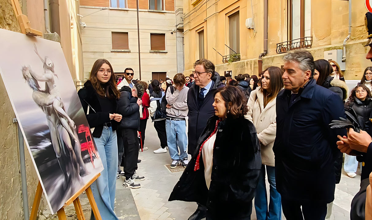 La Polizia di Stato di Enna nella giornata contro la violenza sulle donne incontra gli studenti