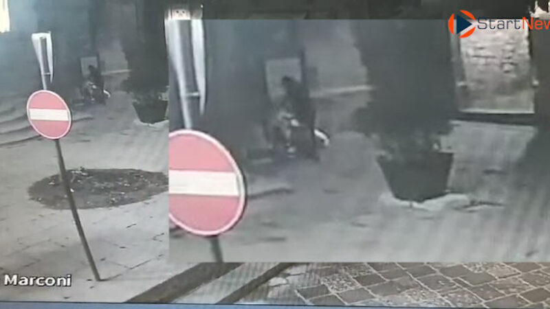 Piazza Armerina –  Un video della Polizia Locale cattura l’abbandono dei rifiuti accanto la chiesa Fundrò