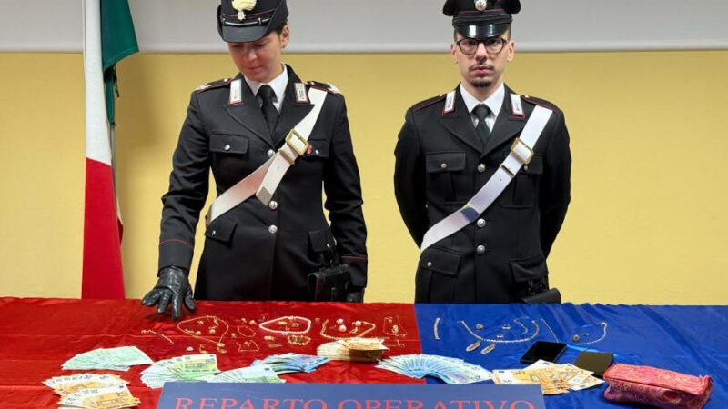 Carabinieri: recuperata refurtiva di una truffa e restituita alla legittima proprietaria