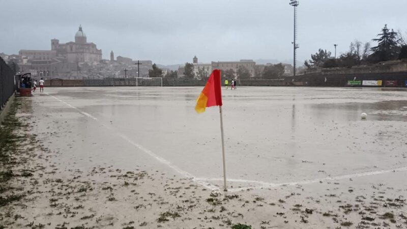 Partita Armerina-Virtus Leonforte rinviata per maltempo. Pioggia e grandine fermano il match, nuova data da definire